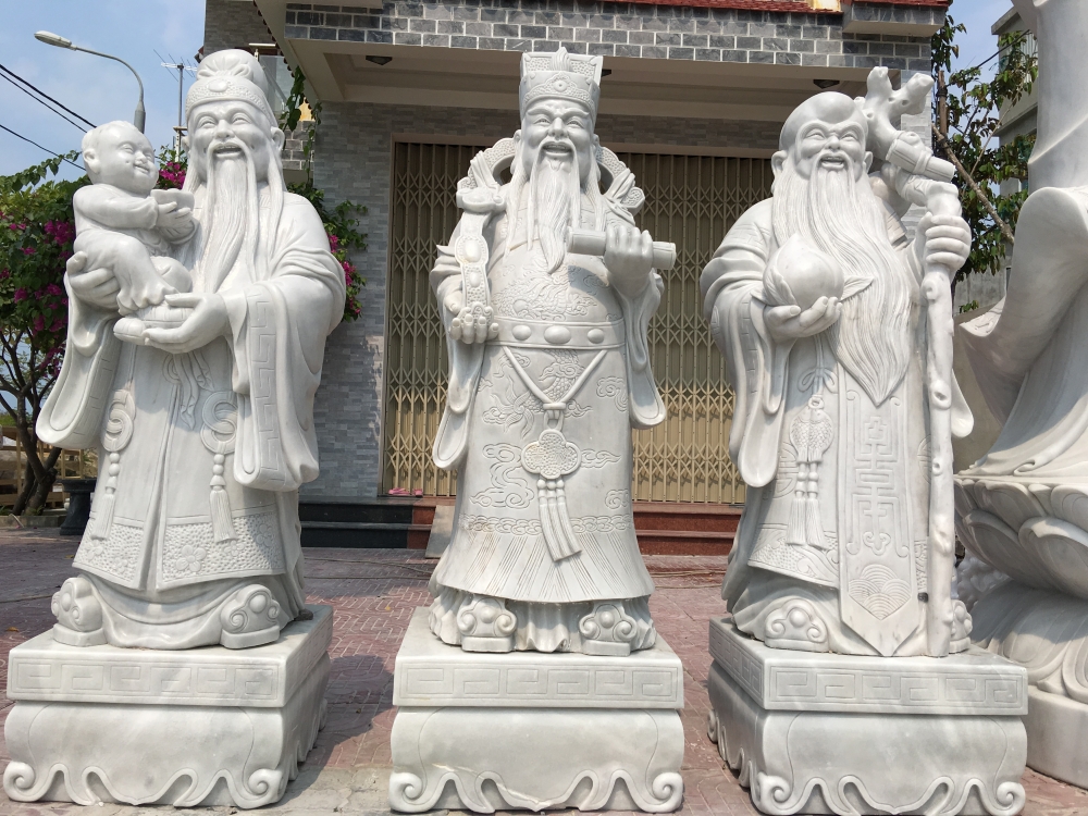 TƯỢNG ĐÁ