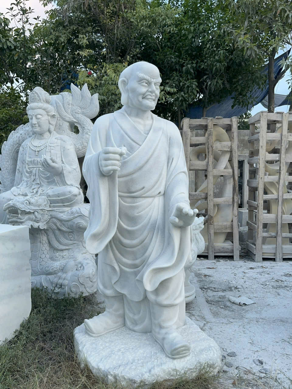 Tượng hộ pháp