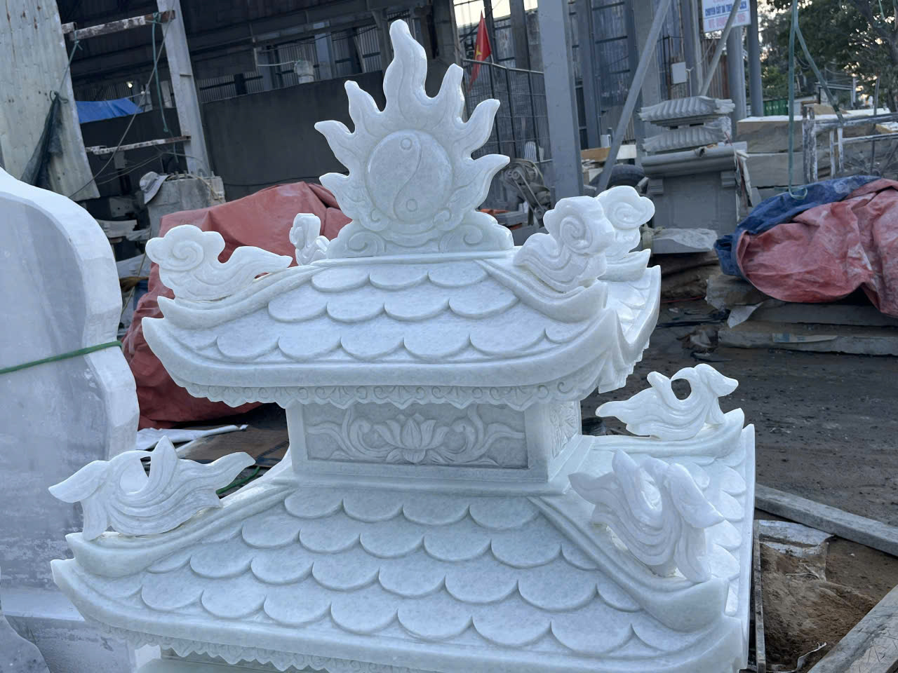Cây hương bằng đá