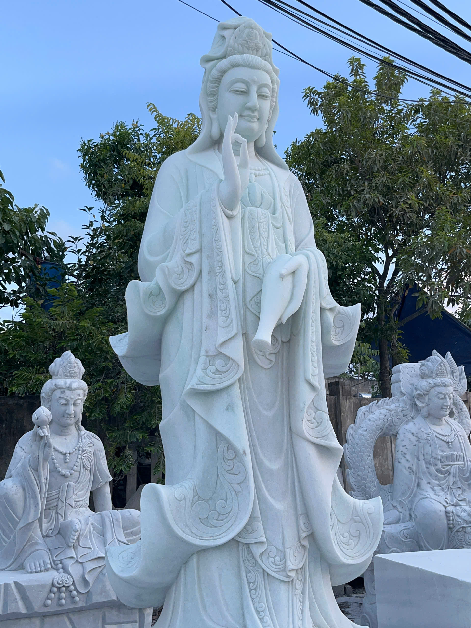 Tượng đá Địa Tạng Bồ Tát