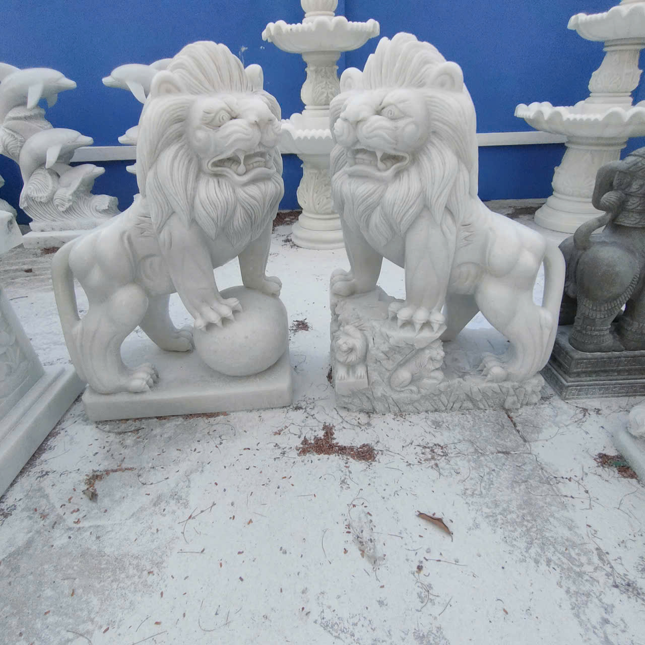 Tượng sư tử