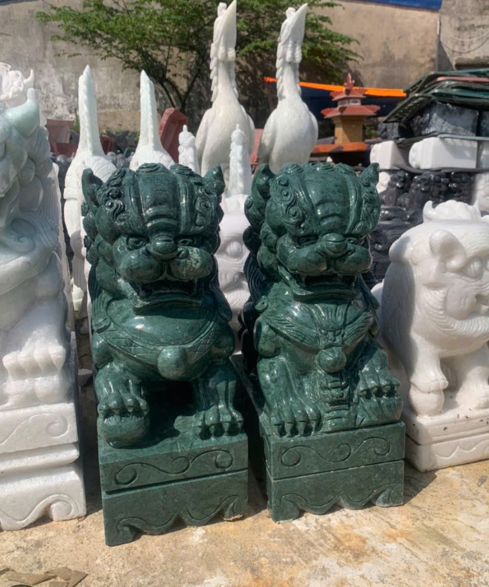 Kỳ Lân đá cẩm thạch (Đen)
