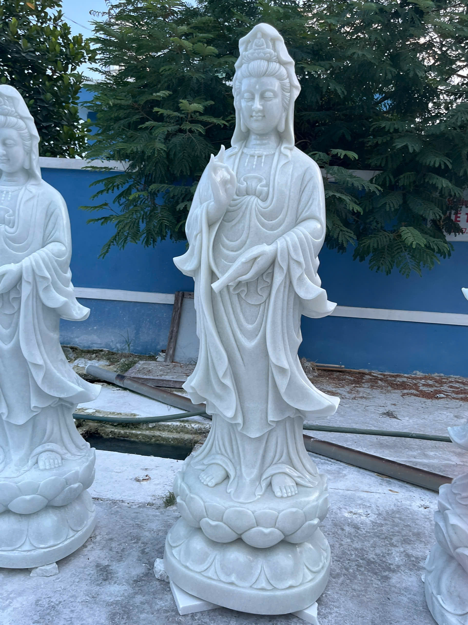 Tượng đá Địa Tạng Bồ Tát
