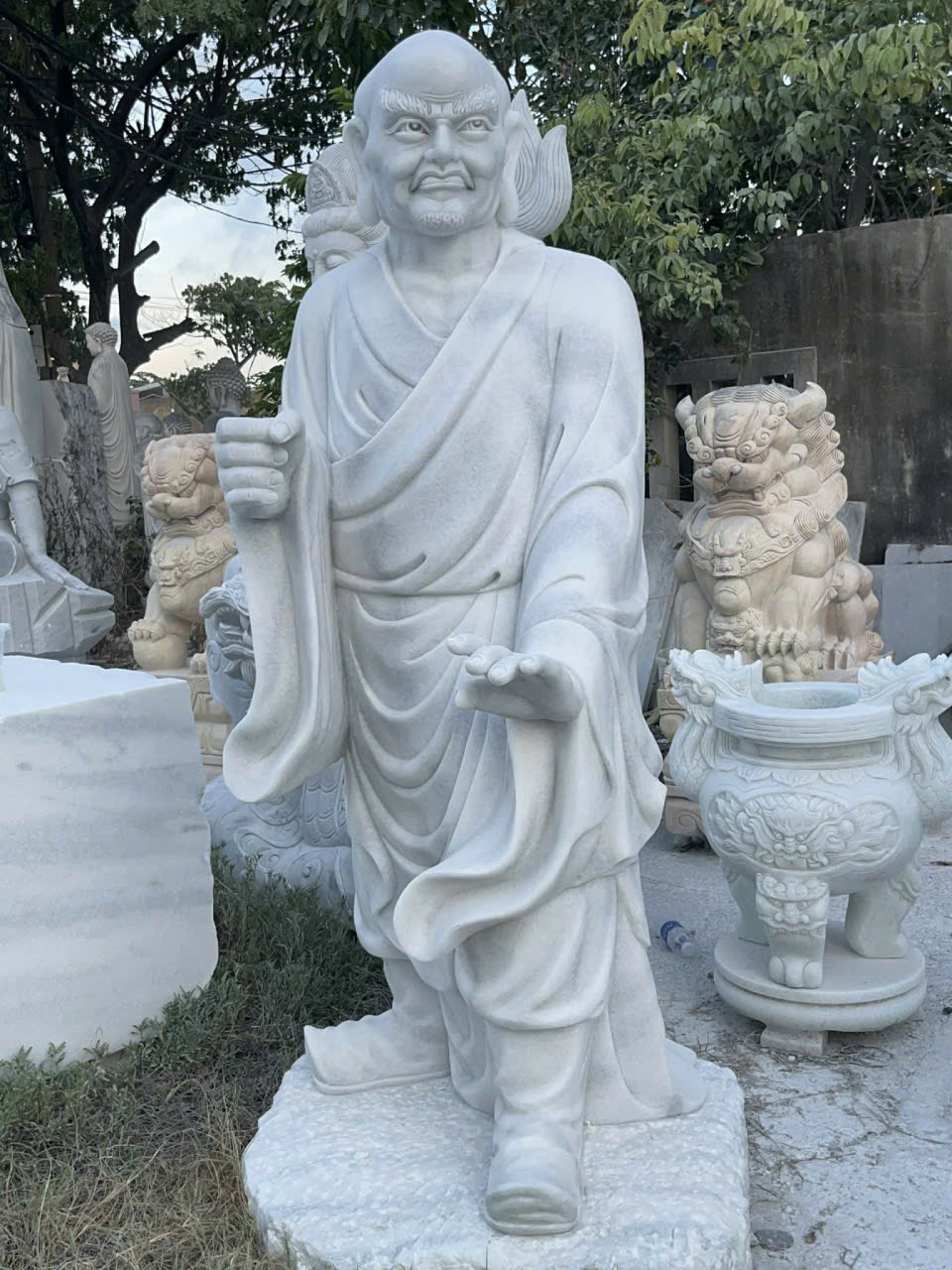 Tượng hộ pháp